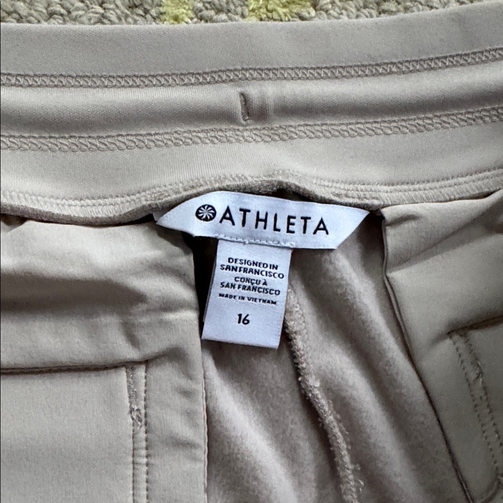 Athleta Apres Ski Down Joggers NWT 16 - Picture 5 of 6